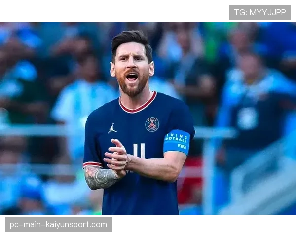 巴黎圣日耳曼发布客战皇马海报，主角为姆巴佩与维尼修斯